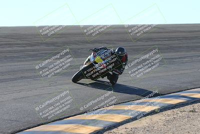 media/Dec-06-2024-CVMA Friday Practice (Fri) [[e1d1c5d4fc]]/4-Group 4 and Trackday/Session 5 (Bowl)/